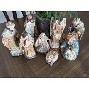8‎ Piece Nativity Set Valerie Parr Hill Brand NEW Resin Glitter Christmas Mantle
